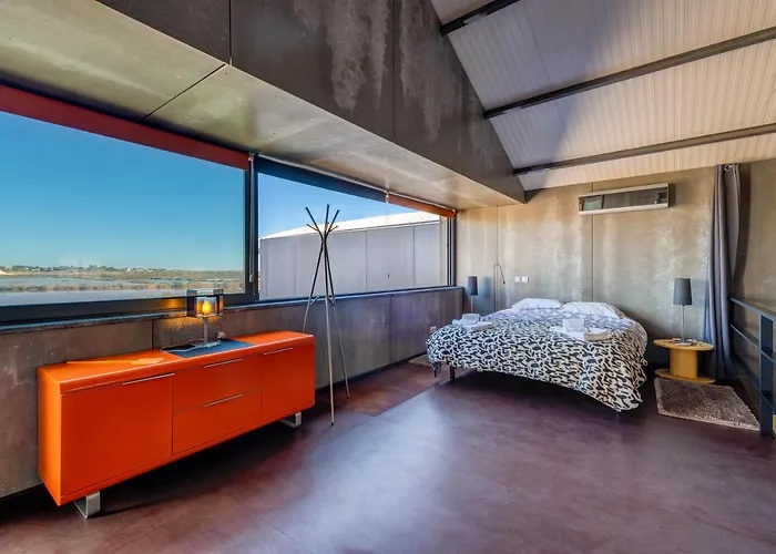 The Loft - A Birdwatchers Paradise *