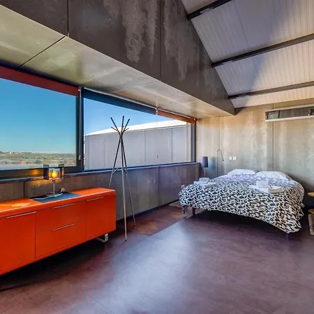 The Loft - A Birdwatchers Paradise *